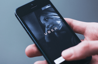 Uber schluckt Blacklane: Berliner Premiumfahrdienst soll dreistelligen Millionenbetrag kosten
