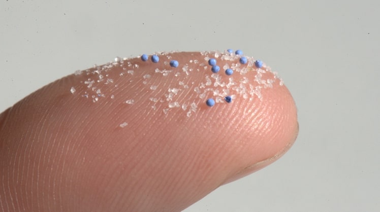 So klein und schon so umweltschädlich: Mikroplastik. © Stephan Glinka/BUND