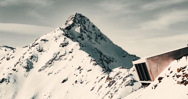 © Tamas Tuzes-Katai/Unsplash