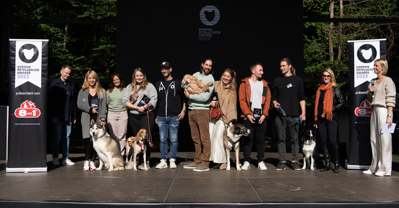 Die Gewinner und die Jury der "German Petfluencer Awards 2022".