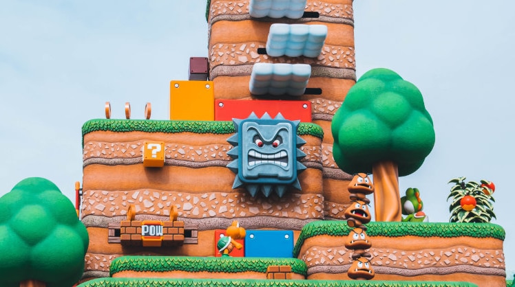 Der Freizeitpark Super Mario World, möchte den Besucher:innen ein besonderes Erlebnis bieten. © Roméo A./Unsplash