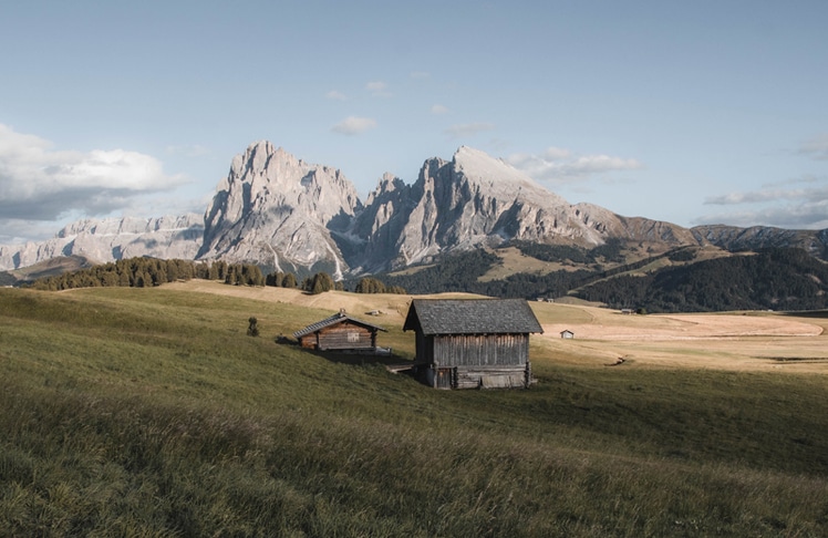 Die Dolomiten gehören zu den idealen Destination für Alleinsreisende. © Pexels/Dajana Reci