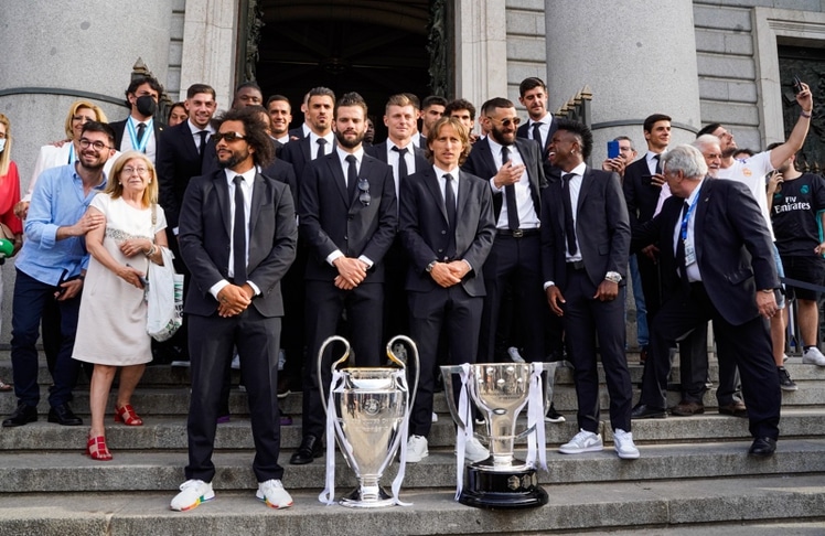 Real Madrid – hier die Mannschaft, die 2021/22 die Champions League gewonnen hat – ist der wertvollste Fußballklub der Welt. © Fotografías Archimadrid.es/CC BY 2.0