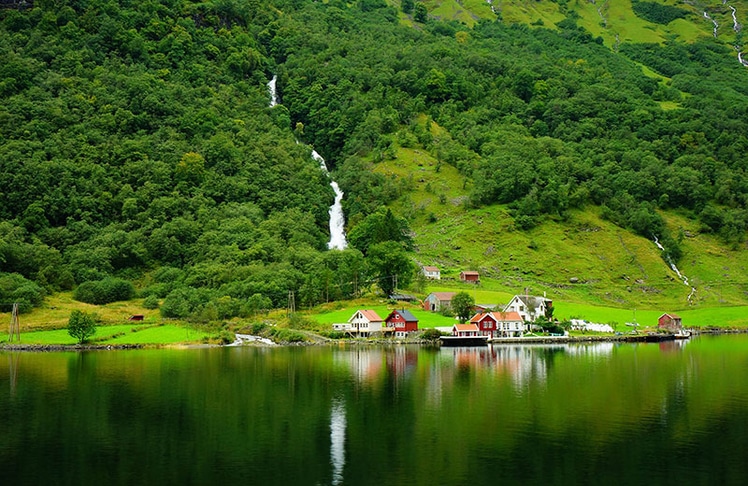 Grün, grüner, Norwegen: Kein Land schneidet in Sachen Nachhaltigkeit besser ab als das Land der Fjorde. © Royalty free, pickpik