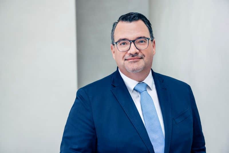 TKMS-CEO Oliver Burkhard treibt mit dem Börsengang die strategische Neuausrichtung der Marinesparte von Thyssenkrupp im internationalen Rüstungsmarkt voran. © Thyssenkrupp