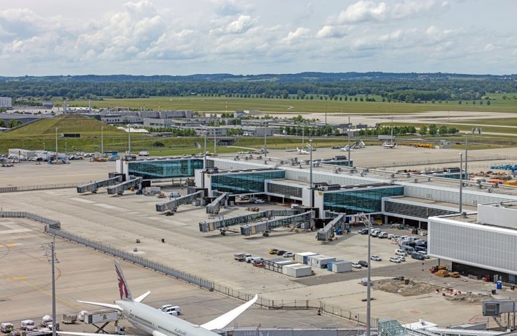 Außenansicht der Terminal-1-Erweiterung am Flughafen München – neue Gates für Non-Schengen-Flüge und Großraumjets wie den A380.