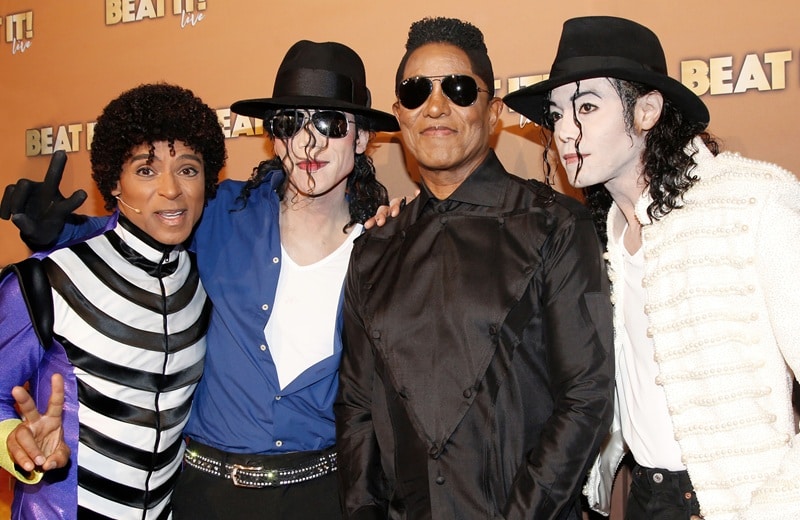 Michael Jacksons Bruder Jermaine, hier bei der Premiere 2018, hat "Beat it!" in höchsten Tönen gelobt (Bild: Dominik Gruss)