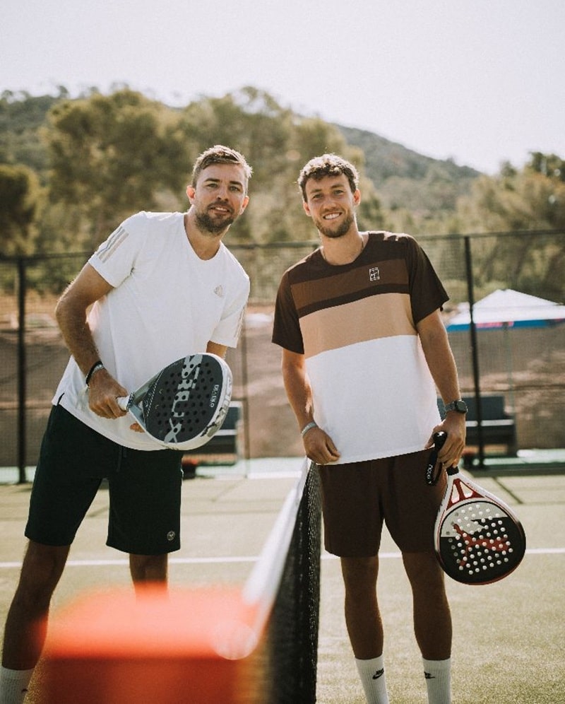 Auch die Fußballer Christoph Kramer und Luca Waldschmidt griffen auf Mallorca zum Padelschläger (Bild: Sascha Feuster)