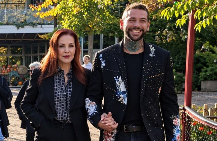 Priscilla Presley mit ihrem Sohn Navarone Garibaldi beim Promitreffen in Aachen. Der Musiker und Designer begleitete seine Mutter auf Einladung von Hermann Bühlbecker ins Parkhotel "Quellenhof“.