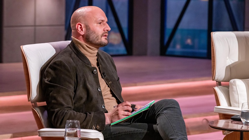 Christian Miele kehrt erneut als Gast in "Die Höhle der Löwen" zurück (Bild: RTL / Bernd-Michael Maurer)