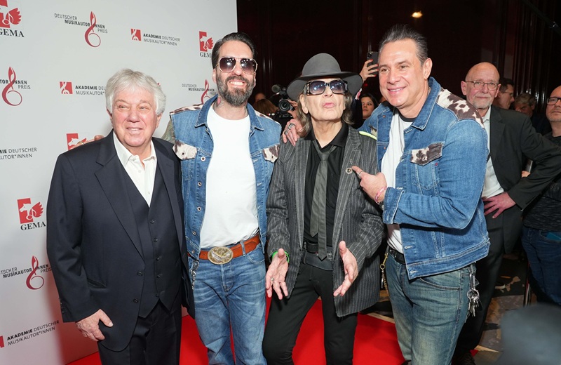 Rolf Zuckowski, Udo Lindenberg und The BossHoss (Bild: Brauer Photos / J. Harrell)