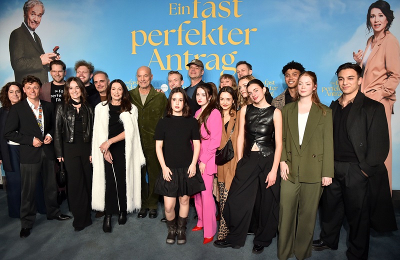 Gruppenfoto aus München (Bild: Brauer Photos / G. Nitschke)