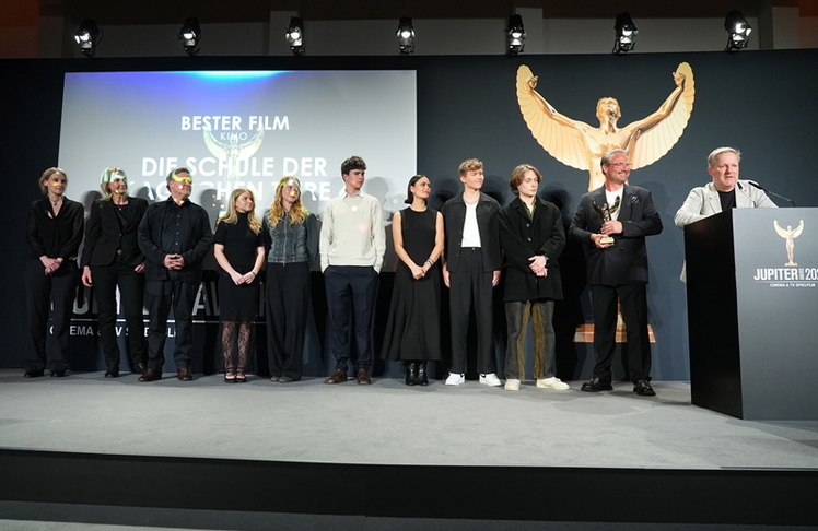 Cast und Crew aus "Die Schule der magischen Tiere 4"