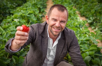 Erdbeer-König Robert Dahl baut "Karls Welt" bei Berlin – fünf Hotels und Freizeitpark bis 2035