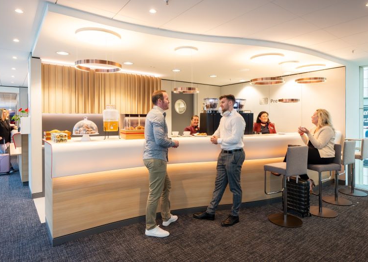 Deutsche Bahn richtet Reisezentren und Lounges neu aus