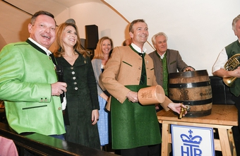 Vorgeschmack im Bräustüberl: Promis testen 15. Starkbierfest