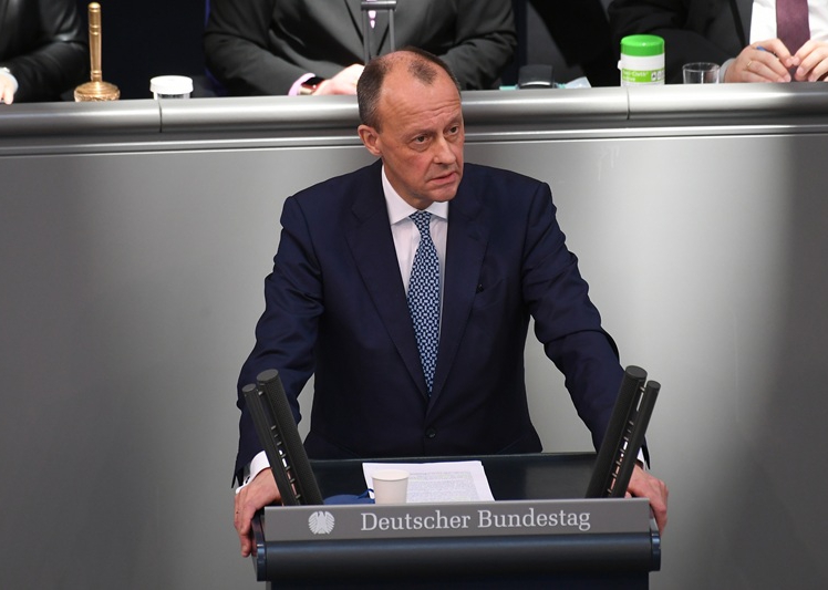 Neue Spritpreis-Regel: Bundestag begrenzt Preiserhöhungen an Tankstellen