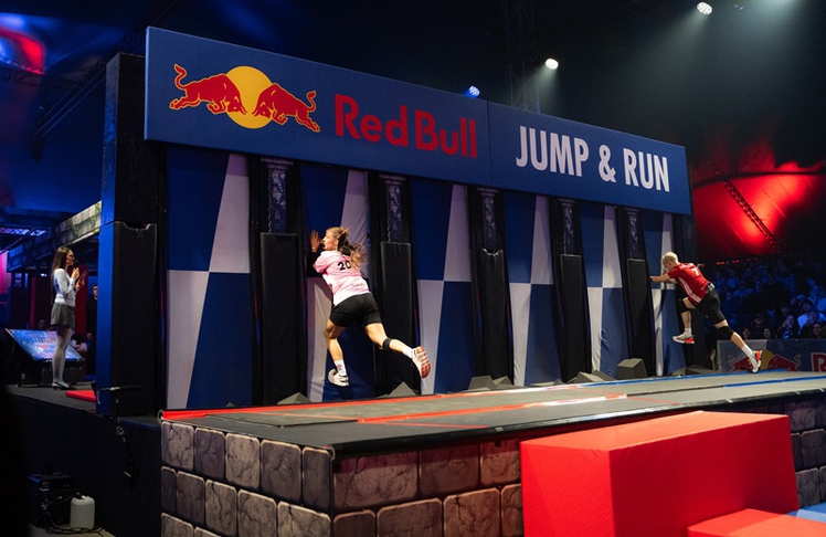 Nicht jede Tür führt ans Ziel (Bild: Lena Harrer / Red Bull Content Pool)