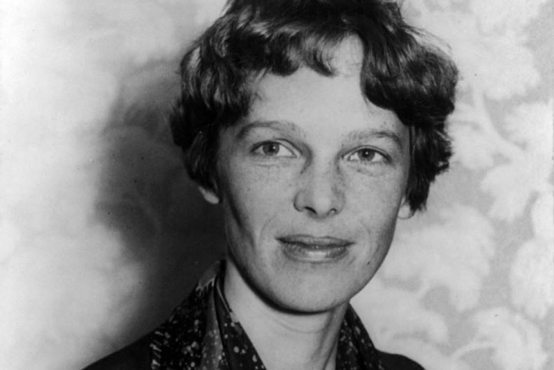 Amelia Earhart (um 1928), eine der berühmtesten Luftfahrtpionierinnen der Geschichte. © Library of Congress/Underwood & Underwood/Wikimedia