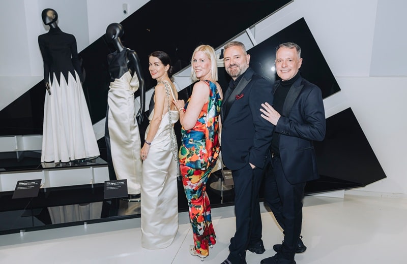 Gabriele Frantzen, Anke Held, Adrian Runhof und Johnny Talbot (Bild: Johann Sturz)