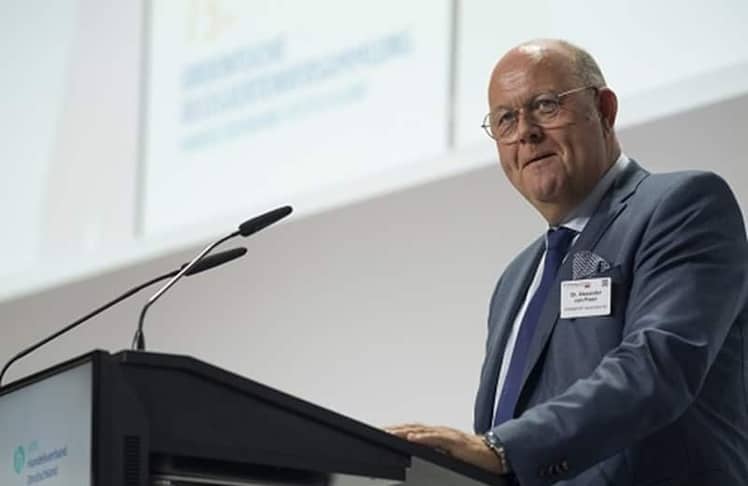 Alexander von Preen, seit 2022 Präsident des Handelsverband Deutschland, sieht "dramatische Werte" in den aktuellen HDE-Umfrageergebnissen