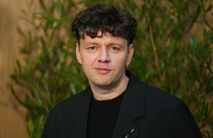 Christian Friedel moderiert den Deutschen Filmpreis 2026 im späten Mai