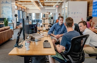 KfW: Gründungen steigen auf 690.000 – Nebenerwerb auf Rekordniveau