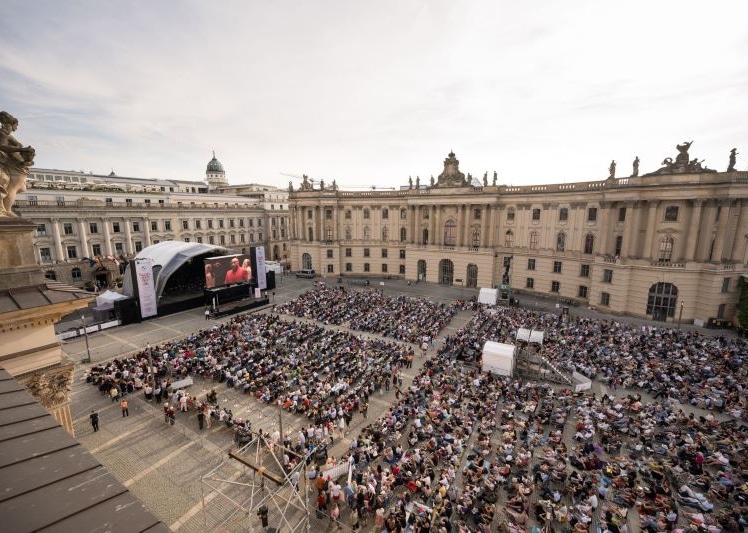 "Staatsoper für alle“ zieht mehr als 30.000 Besucher nach Berlin