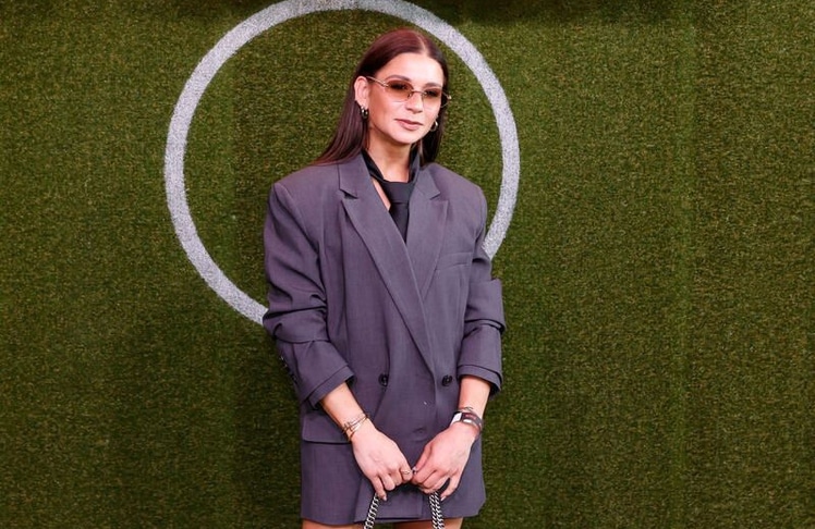 Moderatorin Jana Wosnitza bei der Premiere der Netflix-Dokumentation "POLDI" im Rhein-Energie-Stadion in Köln.