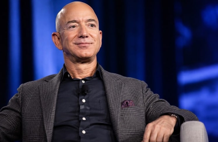 Jeff Bezos investiert über den Bezos Earth Fund 34 Millionen US-Dollar in die Entwicklung nachhaltiger Textilmaterialien. © Per KI für LEADERSNET generiert