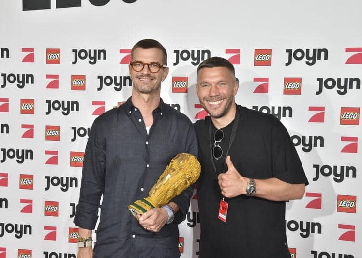 LEGO Arena Show: Podolski, Joko und zahlreiche Promis feiern in München