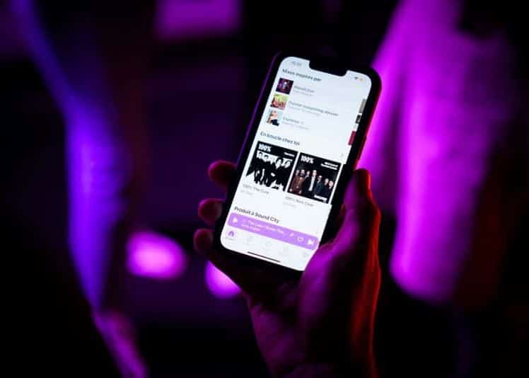 97 Prozent erkennen KI-Musik nicht – sie steckt längst in Millionen Playlists