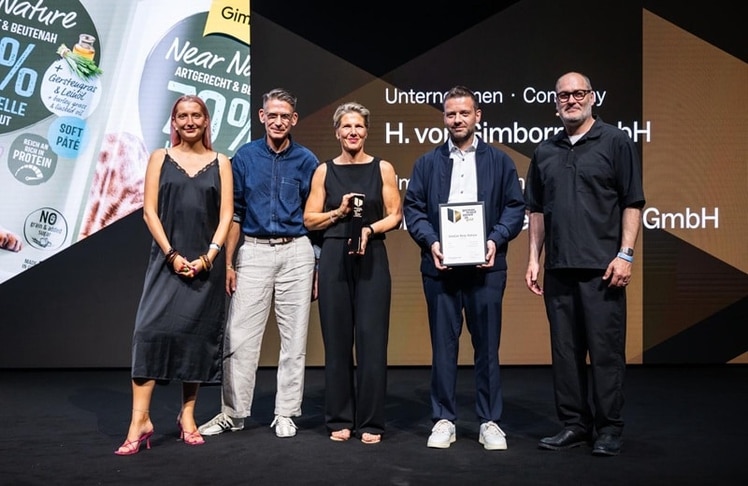 Das Team der H. von Gimborn GmbH um Daniela Stolte, das beim German Brand Award am Donnerstag, 25. Juni 2026 für die Product Brand of the Year (GimCat Near Nature) geehrt wurde