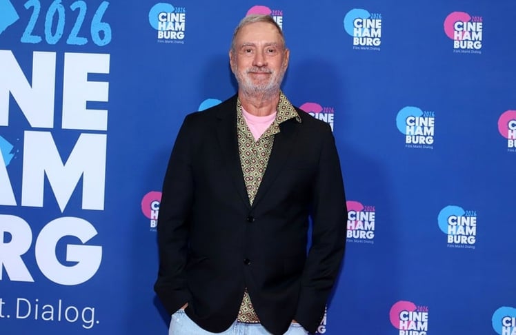 Regisseur Roland Emmerich, ab sofort Träger der Gläsernen Leinwand, am Dienstag, 07. Juli 2026 in Hamburg