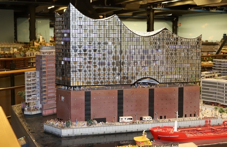 Die Hamburger Elbphilharmonie im Miniaturformat