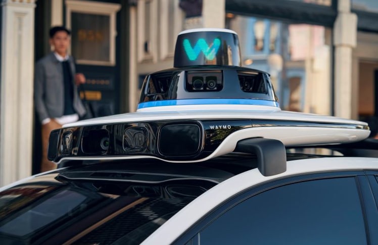 Waymo bereitet in München den Start seines vollautonomen Fahrdienstes vor. Die ersten Fahrzeuge sollen bereits in den kommenden Wochen auf den Straßen der Stadt unterwegs sein.