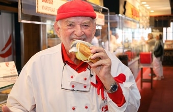 Gosch greift nach dem Fischbrötchen-Weltrekord