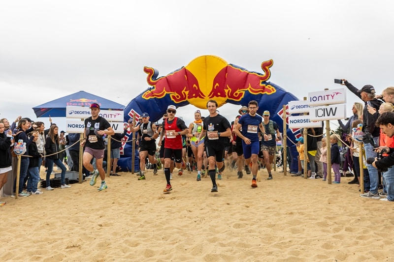 Startschuss im Watt (Bild: Pascal Lieleg / Red Bull Content Pool)