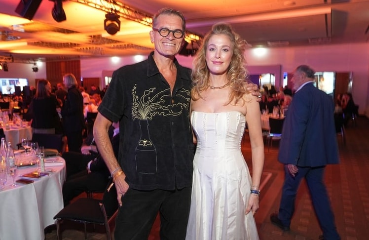  Götz Otto und Julia Stinshoff