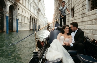 Von Italien bis Malediven: Wo und wie Deutsche am liebsten Hochzeit feiern