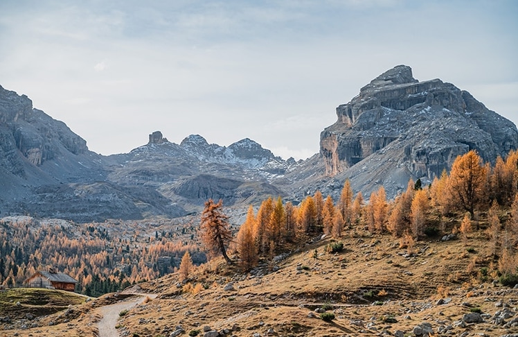 Unwirklich schön: Der Naturpark Fanes-Sennes-Prags im Herbstlicht. © Gianvito Coco
