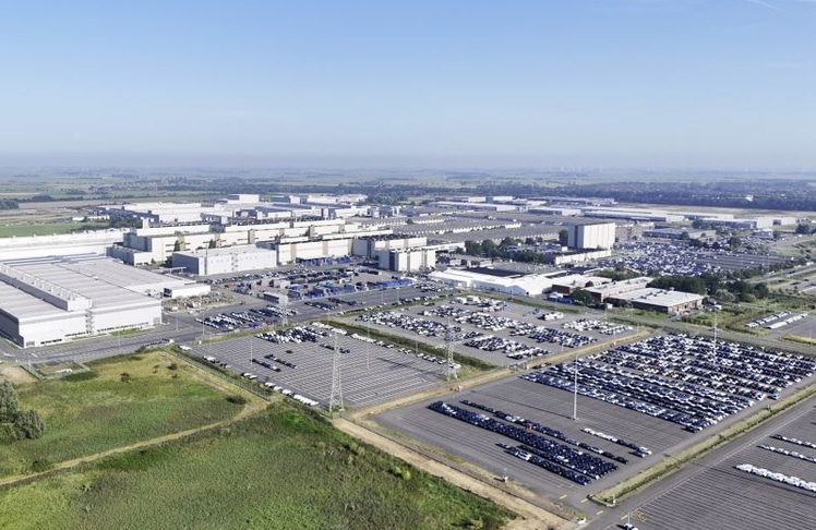 Das Volkswagen-Werk in Emden gehört zu vier deutschen Standorten, an denen VW laut einem internen Sanierungsplan die Produktion beenden will.