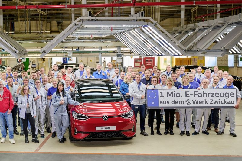 Im Volkswagen-Werk Zwickau werden mehrere vollelektrische Modelle produziert. Nach den aktuellen Konzernplänen soll die Fahrzeugproduktion am Standort 2031 enden. © Volkswagen AG