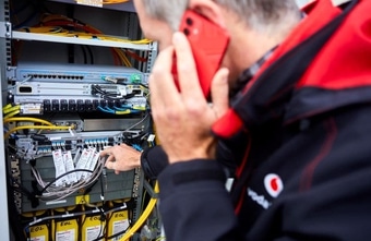 Vodafone und Ericsson testen KI-Übersetzung im Mobilfunknetz