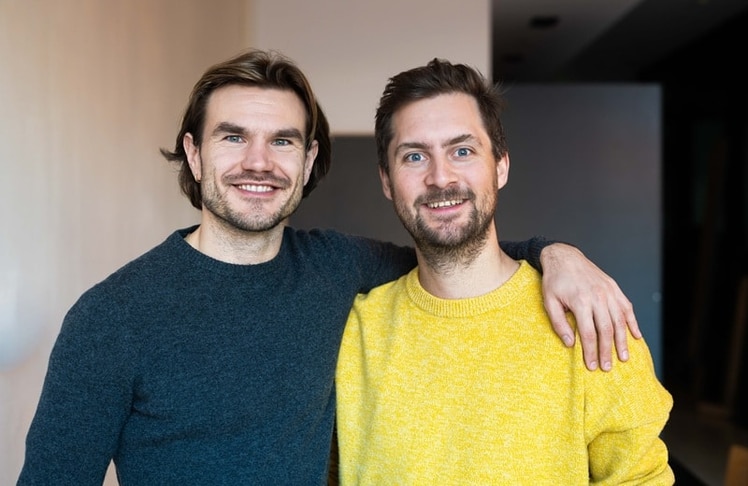 Im Interview mit LEADERSNET spricht vly-Mitgründer Nicolas Hartmann (l.) über Wachstum, Profitabilität und pflanzliche Lebensmittel. Auf dem Foto ist er gemeinsam mit vly-Mitgründer Moritz Braunwarth (r). zu sehen.