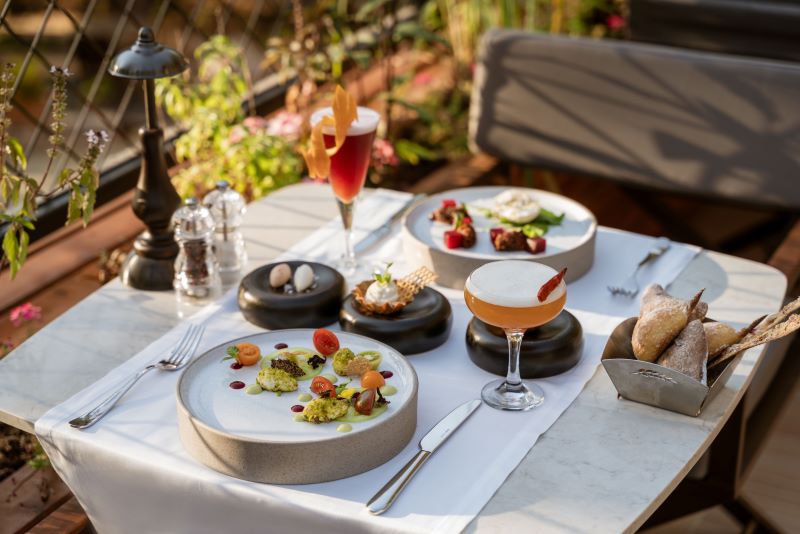 Mit "Dine & Discover" bündelt TUI ausgewählte Hotels mit besonderem Gastronomieprofil und setzt dabei auf kulinarische Erlebnisse wie Menüs, Weinproben und Workshops. © TUI