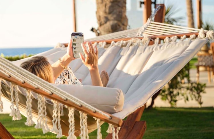Zwischen Fernweh und Winterflucht: TUI zeigt die gefragtesten Reiseziele und neuen Urlaubstrends für den Winter 2026/27 – darunter auch Solo-Reisen.