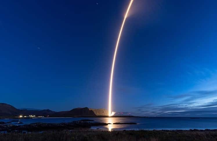 Ein Bild, ohne das sich das Lexikon der europäischen Raumfahrt künftig nicht mehr illustrieren lässt: Der Spectrum-Launch von Isar Aerospace am Samstag, 05. September 2026 bei Andøya in Norwegen